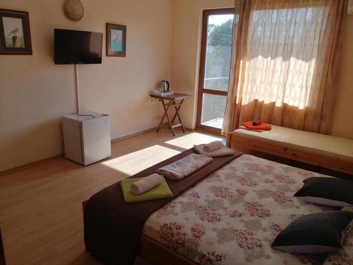 Dreibettzimmer mit Balkon