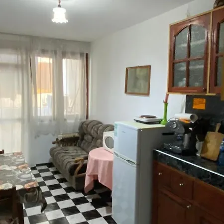 Аria B&B-3