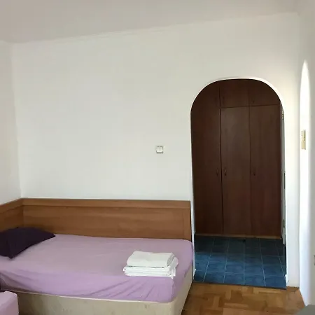 Milena'S House-2